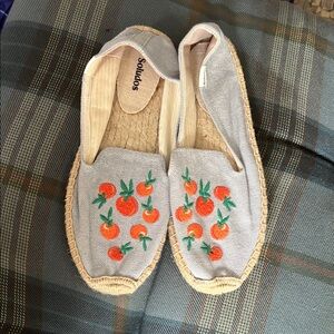 Soludos Gray and Orange Espadrilles with Whimsical Embroidery